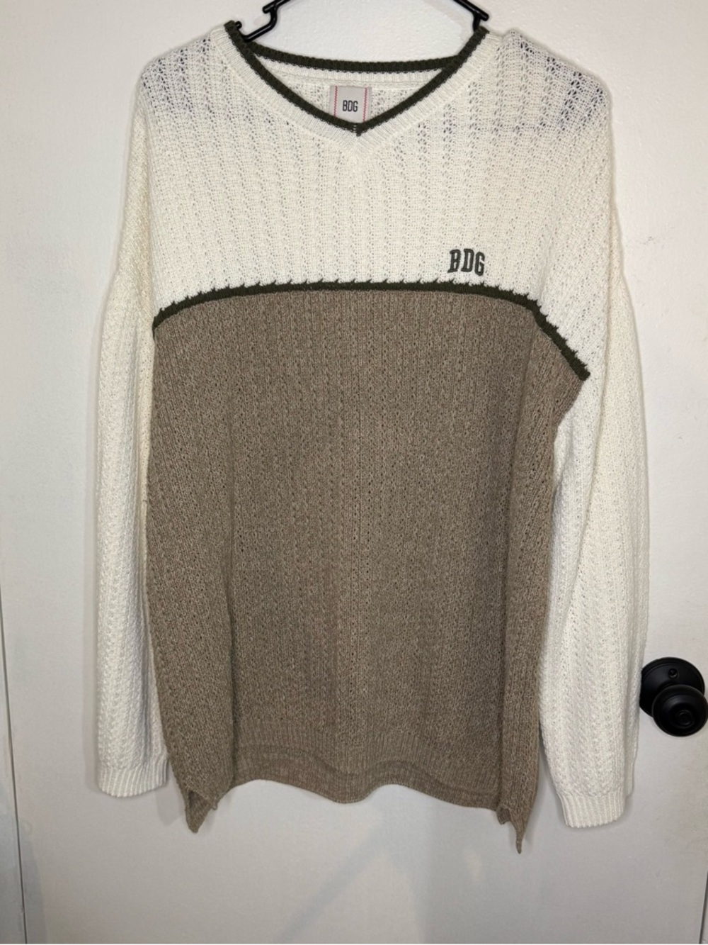 Urban Outfitters Preppy Two Tone V Neck Chunky Oversized Sweater in White Brown